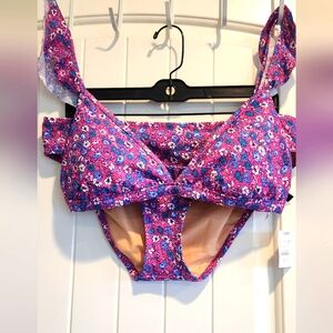 Floral Pink Women's Bikini Set - Padded Top & Classic Bottom